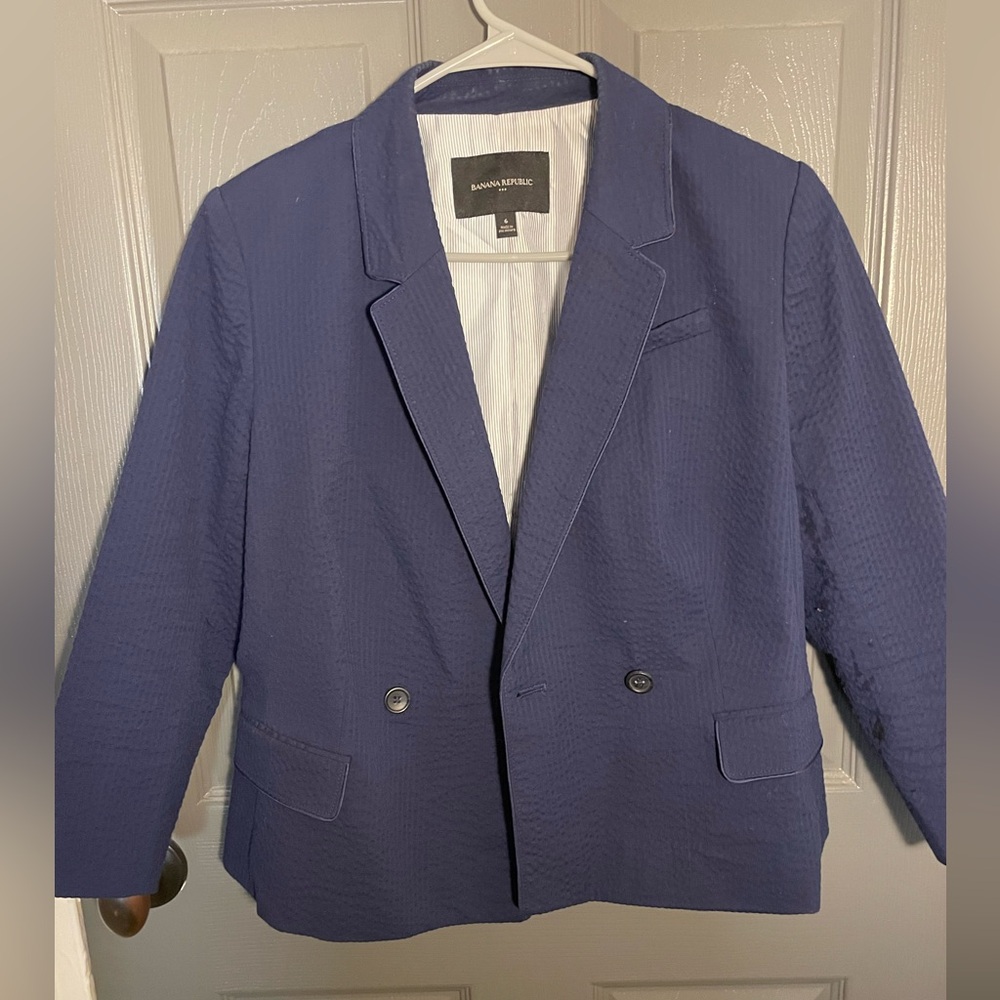 NWOT Banana Republic Women’s Textured Navy School Boy Blazer - Classic & chic 6